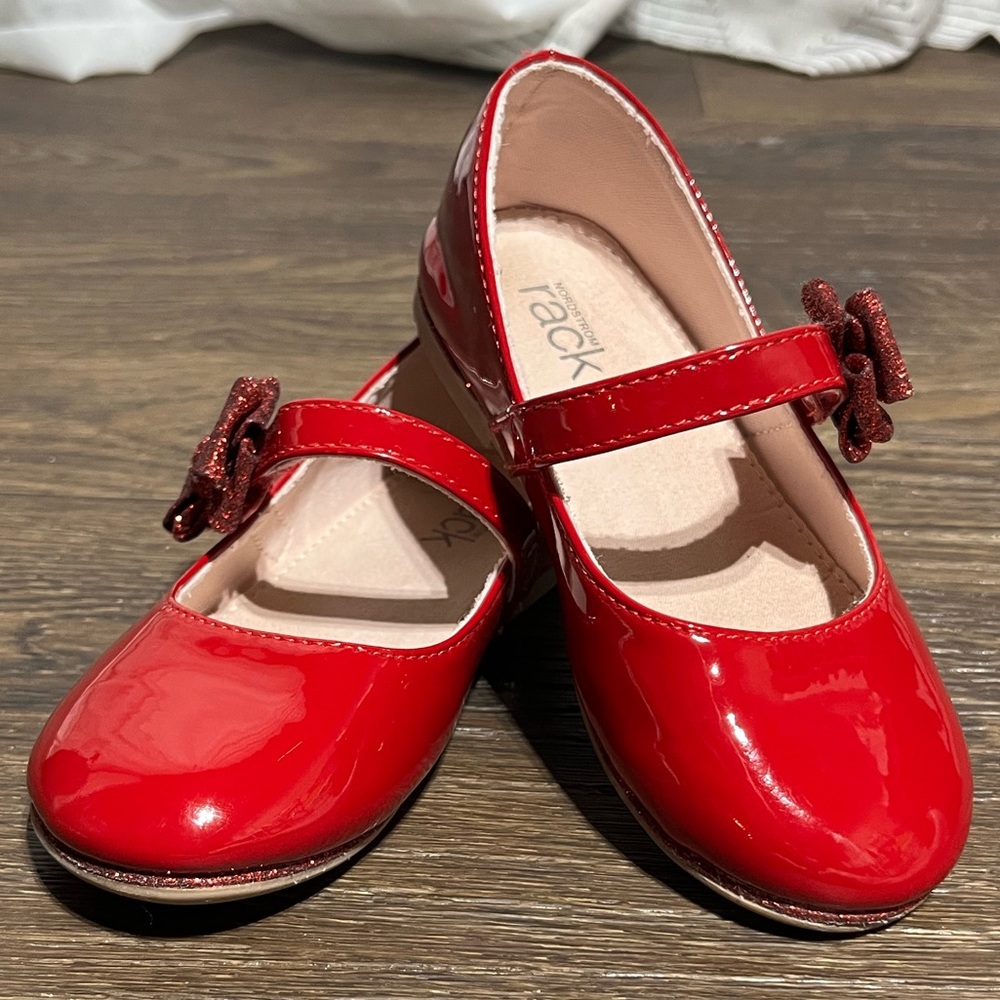 Preloved-NORDSTROM RACK Toddler Girl Ballerina Flats, Red Ballerina Flats.
